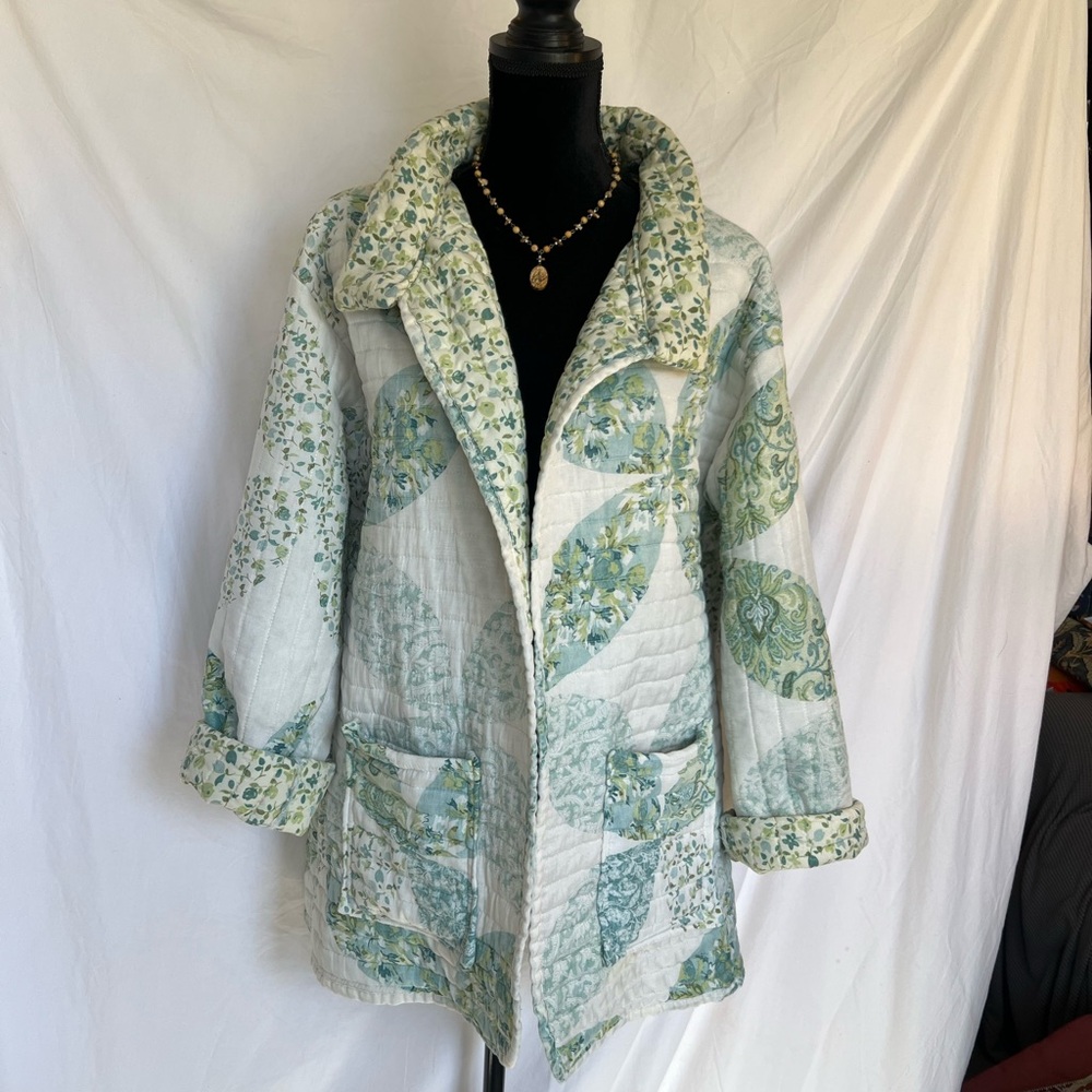 Handmade quilt coat, cottagecore quilted coat with Oversized Collar and pockets!